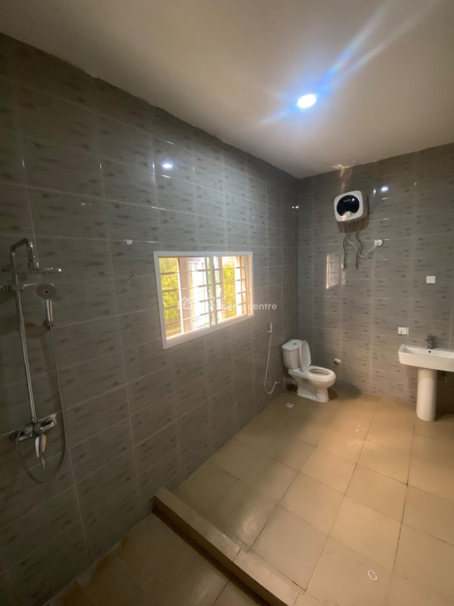 4 Bedroom Terrace Duplex with a Bq, Guzape Main, Guzape District, Abuja, Flat / Apartment for Rent