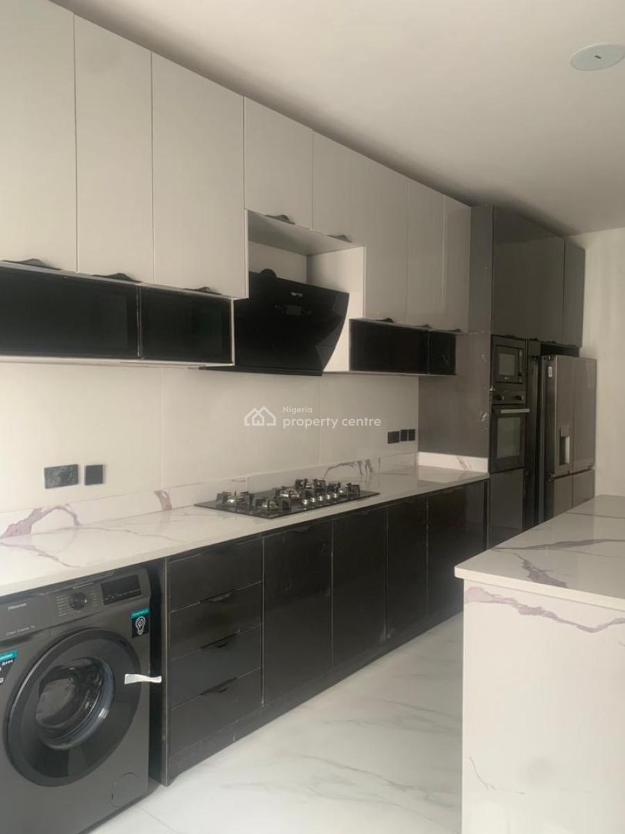 Fully Serviced 2 Bedroom Apartment with Bq, Phase 1, Lekki, Lagos, Flat / Apartment for Sale
