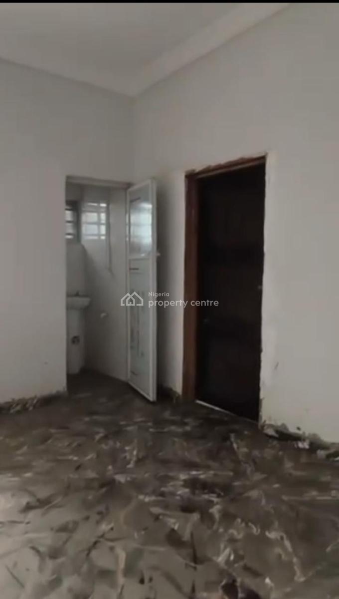 Lovely Sweet Mini Flat, Off Otunoba Road, Surulere, Lagos, Mini Flat (room and Parlour) for Rent
