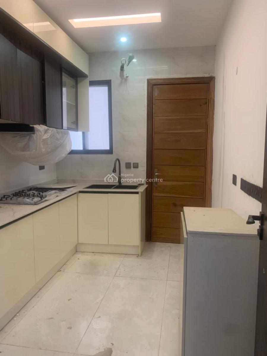 Two Bedroom Apartment, Phase 1, Lekki, Lagos, Flat / Apartment for Sale
