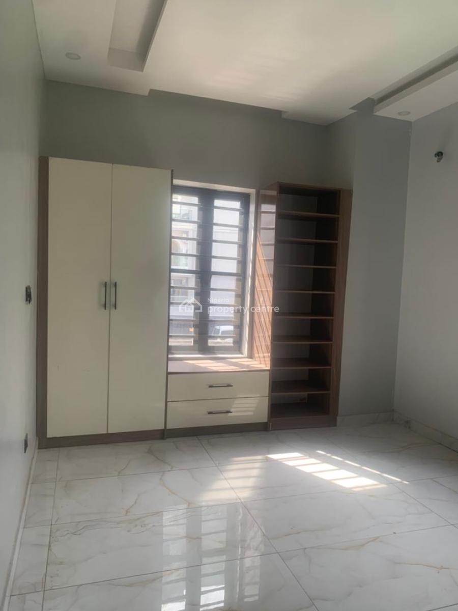 Two Bedroom Apartment, Phase 1, Lekki, Lagos, Flat / Apartment for Sale