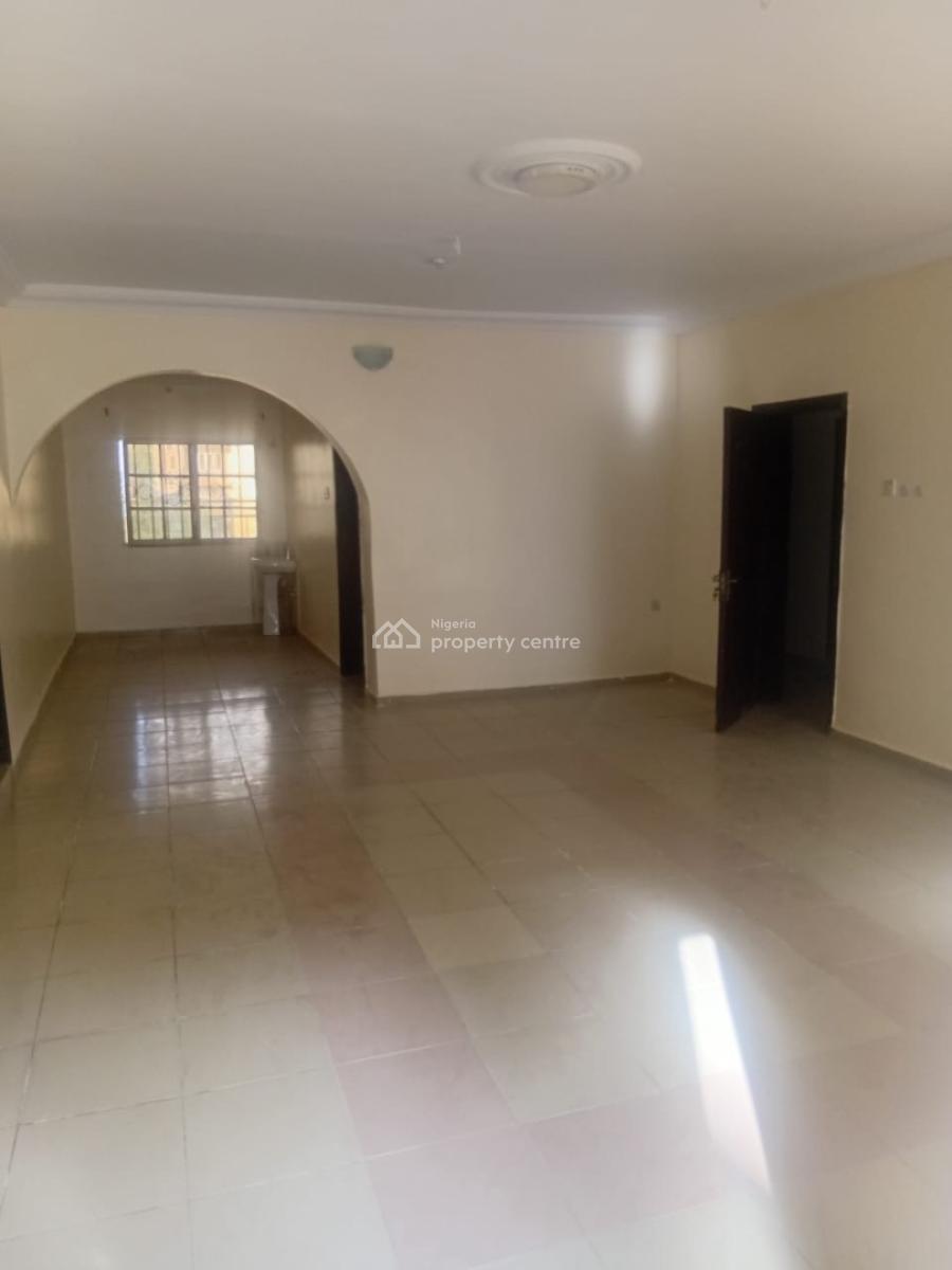 Well Spaced 3 Bedrooms Flat, Wuye, Abuja, Flat / Apartment for Rent