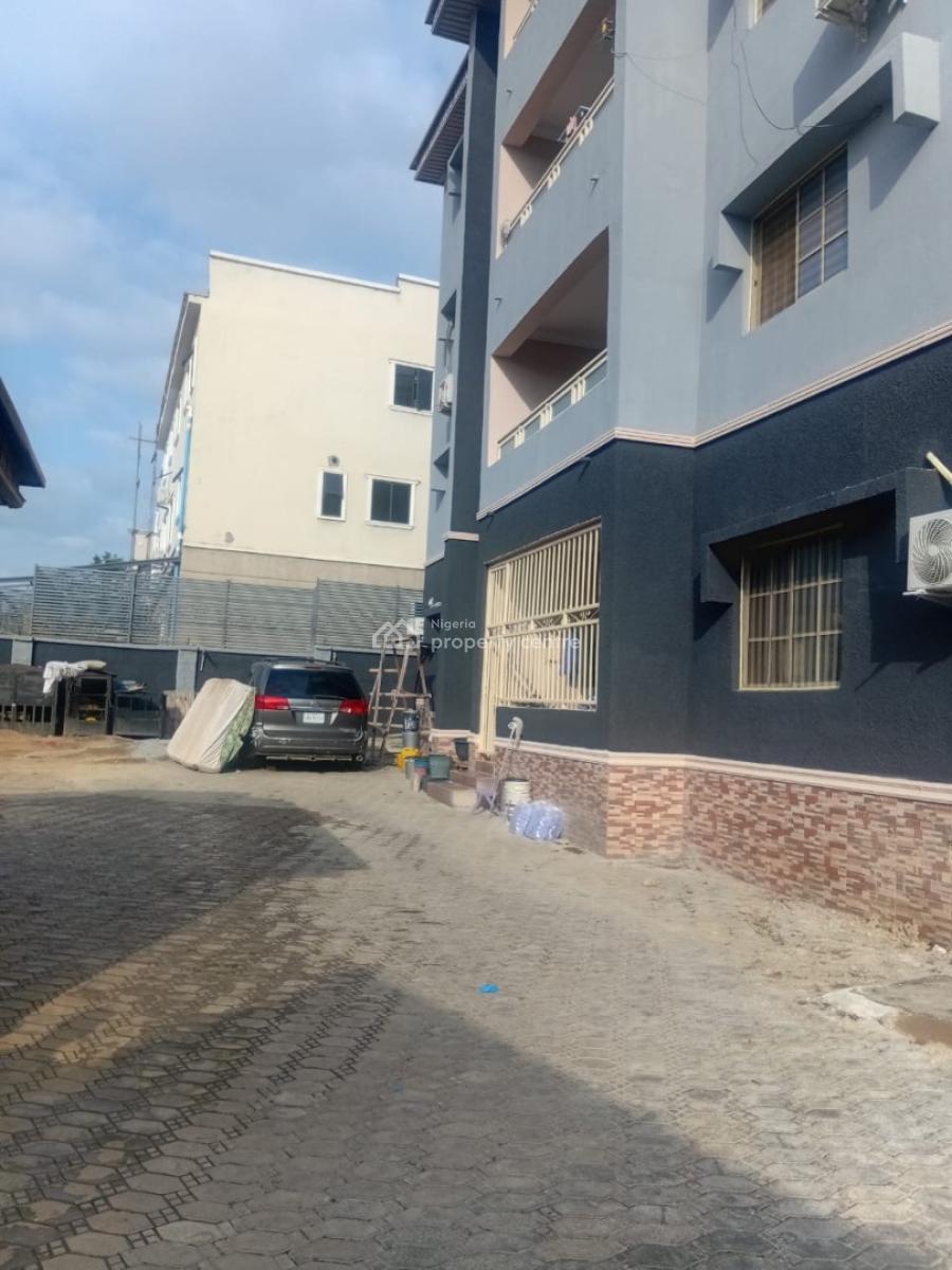 Well Spaced 3 Bedrooms Flat, Wuye, Abuja, Flat / Apartment for Rent