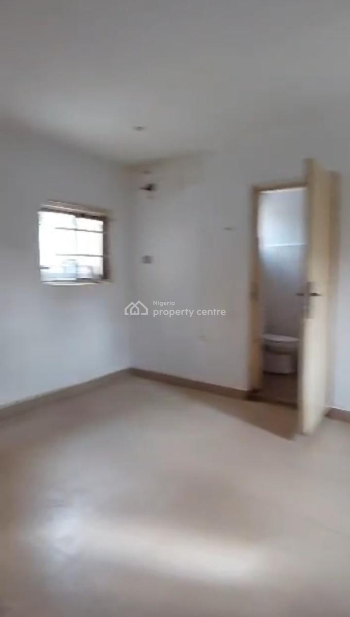 1 Bedroom Apartment, Kwame Nkruma Crescent, Asokoro District, Abuja, Mini Flat (room and Parlour) for Rent