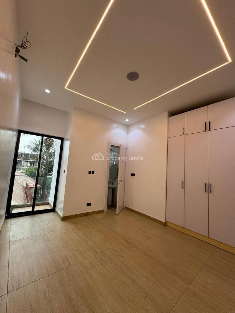 Ultra-luxury 3-bedroom Apartment with Bq, Elevator & Swimming Pool, Ikeja Gra, Ikeja, Lagos, Block of Flats for Sale
