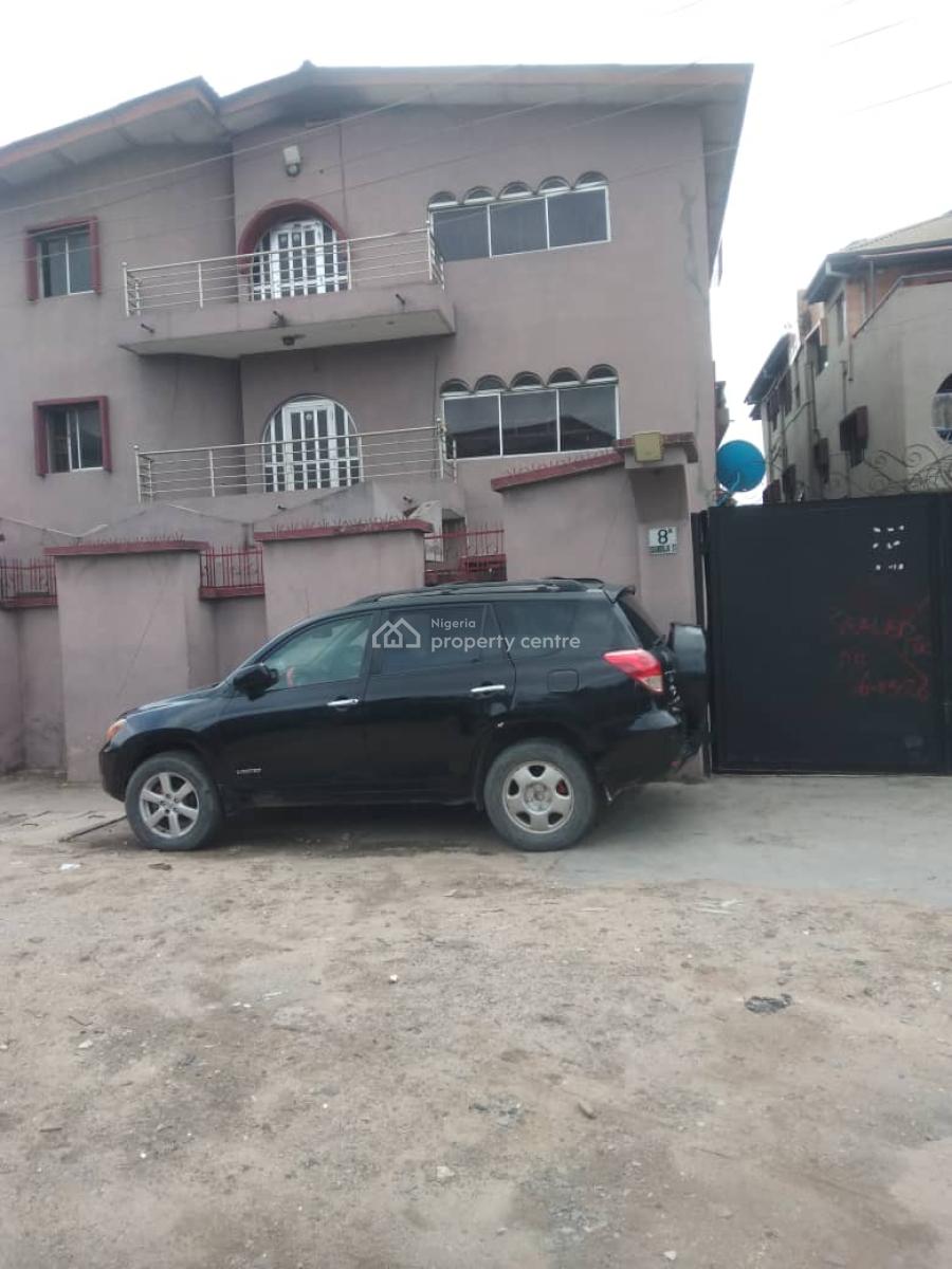 Executive, Standard 3 Bedrooms Upstairs , Personal Prepaid Metre, Security, Ijesha, Surulere, Lagos, Flat / Apartment for Rent