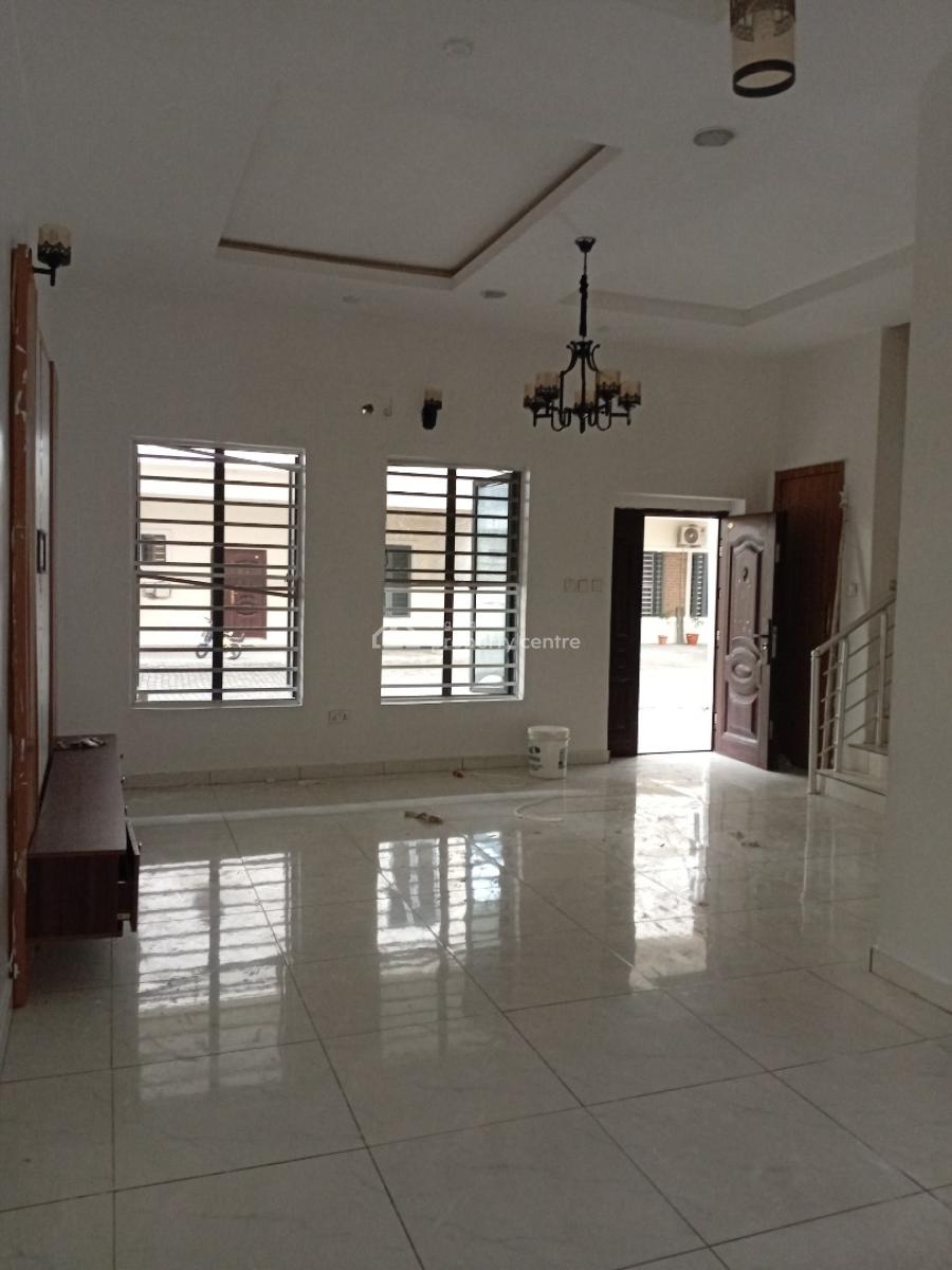 Taste of Luxury in a 3-bedroom Duplex, Orchid Road, Lekki, Lagos, Terraced Duplex for Rent
