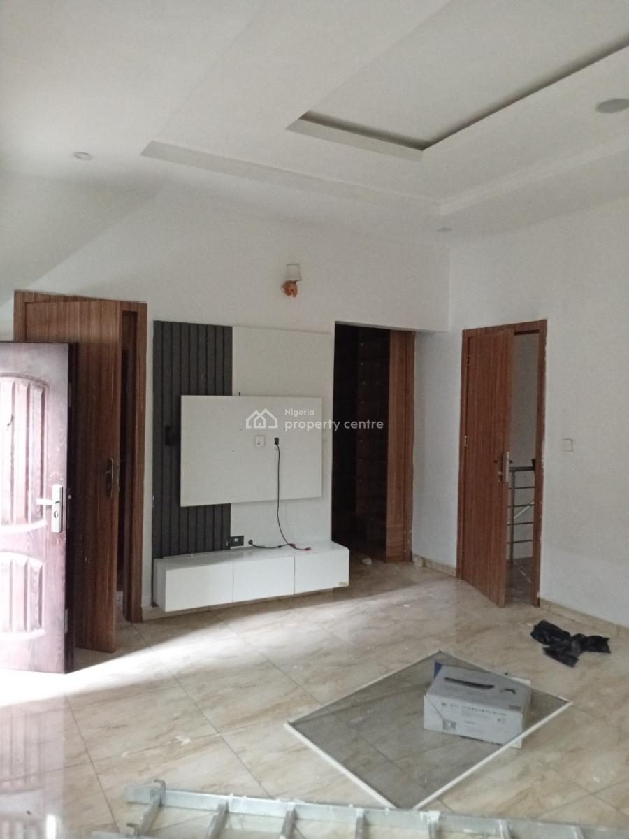 Taste of Luxury in a 3-bedroom Duplex, Orchid Road, Lekki, Lagos, Terraced Duplex for Rent