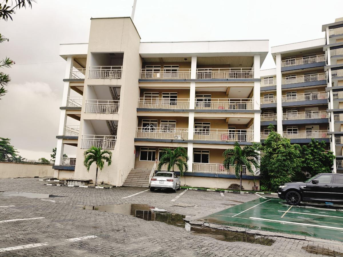 Waterfront 3 Bedroom Apartment, Number 4 Admiralty Close, Lekki Ph1, Lekki Phase 1, Lekki, Lagos, Flat / Apartment for Rent