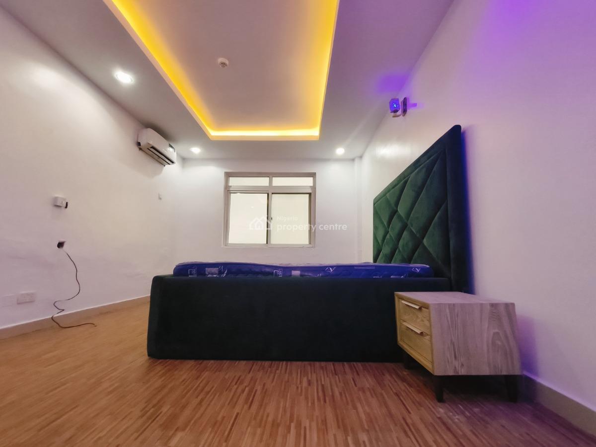 Waterfront 3 Bedroom Apartment, Number 4 Admiralty Close, Lekki Ph1, Lekki Phase 1, Lekki, Lagos, Flat / Apartment for Rent
