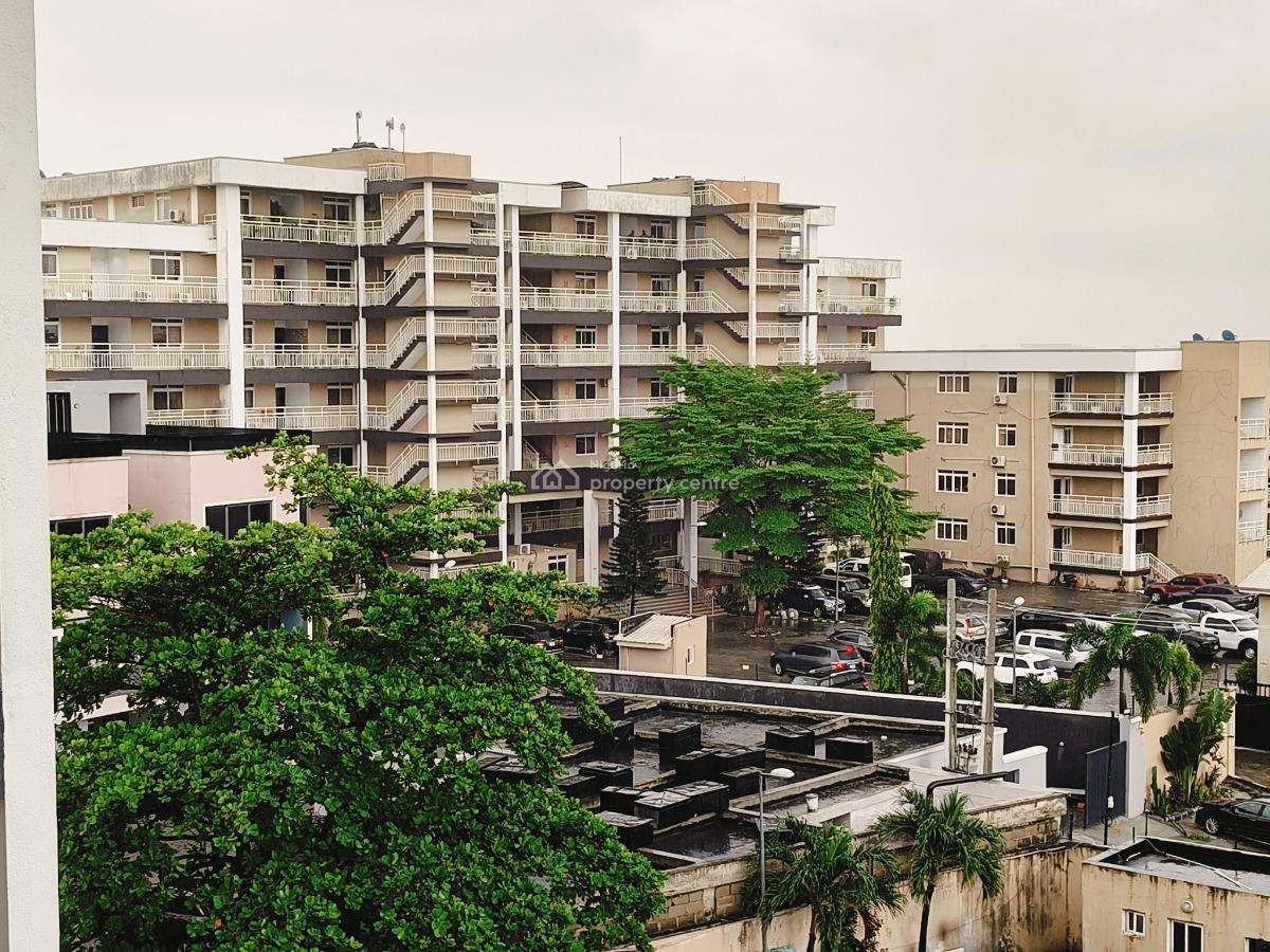 Waterfront 3 Bedroom Apartment, Lekki Phase 1, Lekki Phase 1, Lekki, Lagos, Flat / Apartment for Rent