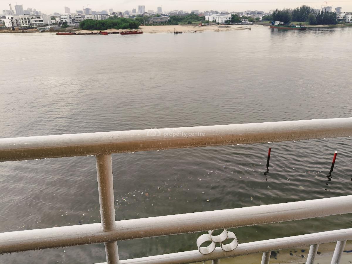 Waterfront 3 Bedroom Apartment, Lekki Phase 1, Lekki Phase 1, Lekki, Lagos, Flat / Apartment for Rent