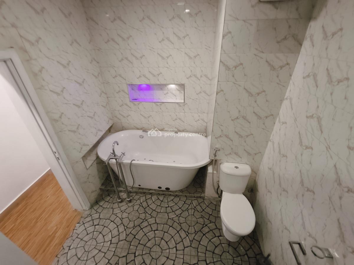 Waterfront 3 Bedroom Apartment, Lekki Phase 1, Lekki Phase 1, Lekki, Lagos, Flat / Apartment for Rent