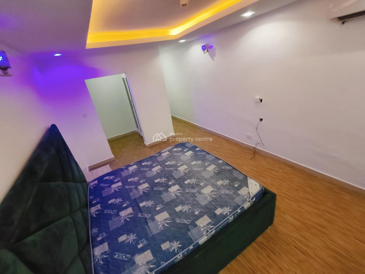 Waterfront 3 Bedroom Apartment, Lekki Phase 1, Lekki Phase 1, Lekki, Lagos, Flat / Apartment for Rent