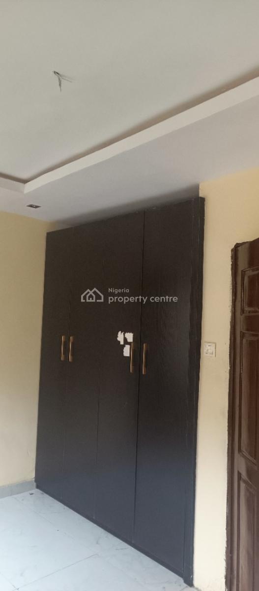 Standard 4bedroom Apartment Very Close to The Bus Stop, Eputu London, Eputu, Ibeju Lekki, Lagos, House for Rent