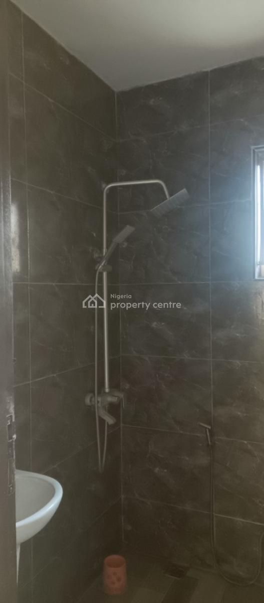 Standard 4bedroom Apartment Very Close to The Bus Stop, Eputu London, Eputu, Ibeju Lekki, Lagos, House for Rent