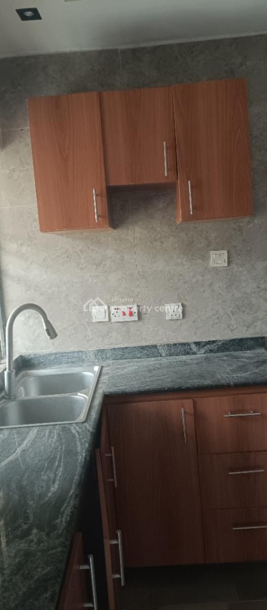 Standard 4bedroom Apartment Very Close to The Bus Stop, Eputu London, Eputu, Ibeju Lekki, Lagos, House for Rent