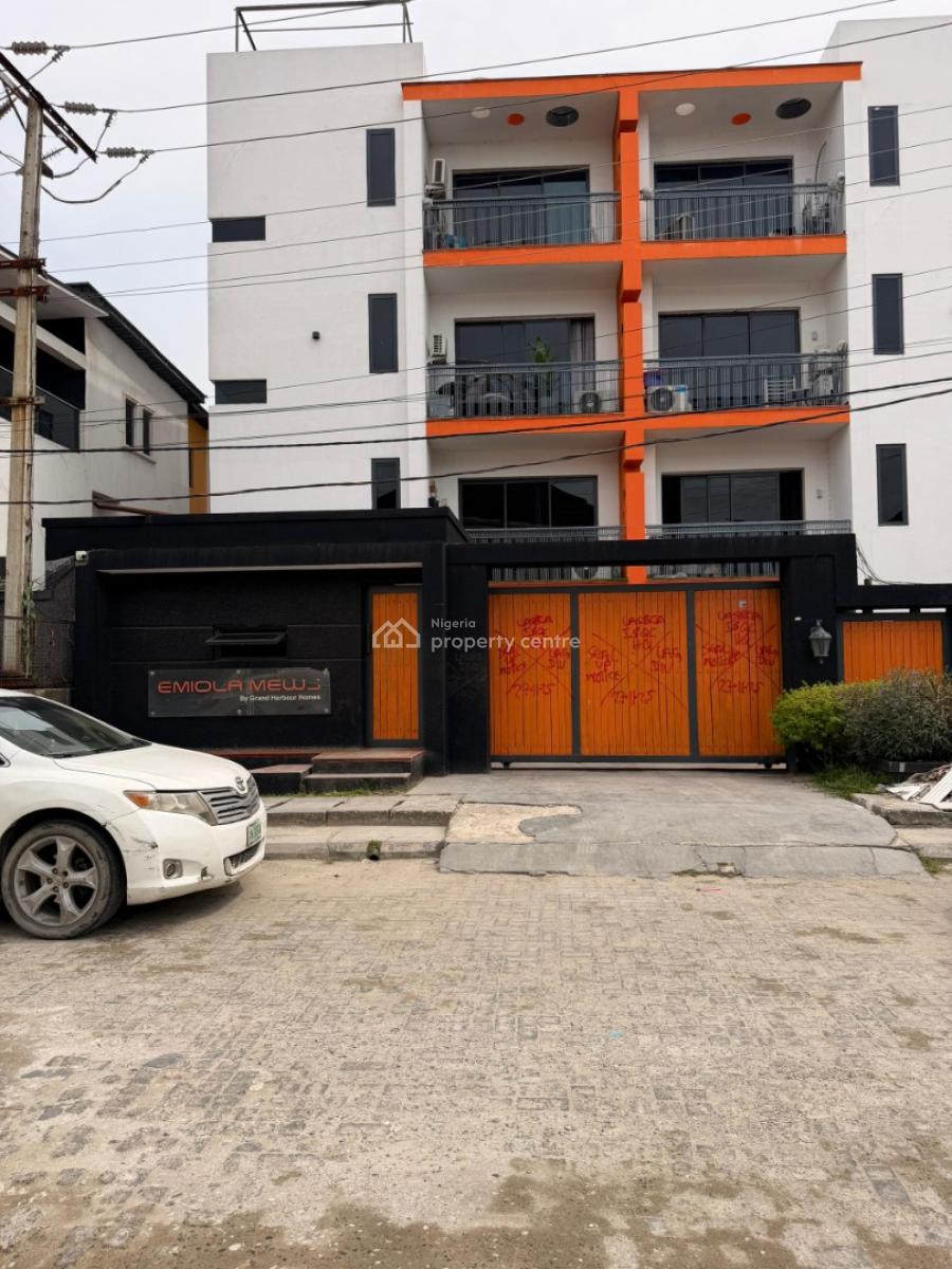 2 Bedroom Penthouse, Kunsela Road, Chisco, Ikate, Lekki, Lagos, House Short Let