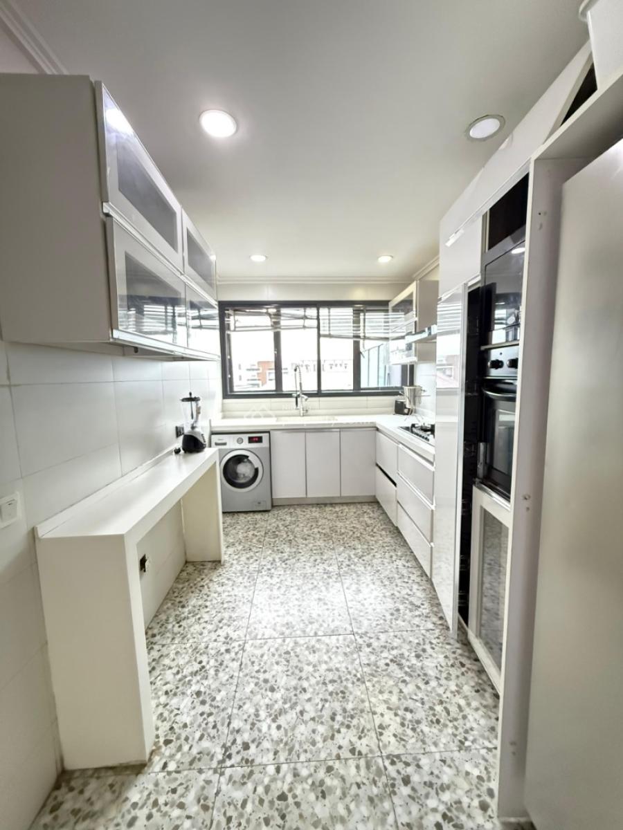 2 Bedroom Penthouse, Kunsela Road, Chisco, Ikate, Lekki, Lagos, House Short Let