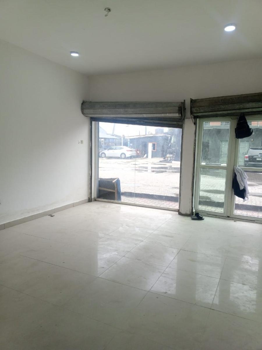 Shop, The Hub Plaza 62/64, Addo Road Ajah, Lagos, Ajah, Lagos, Plaza / Complex / Mall for Rent