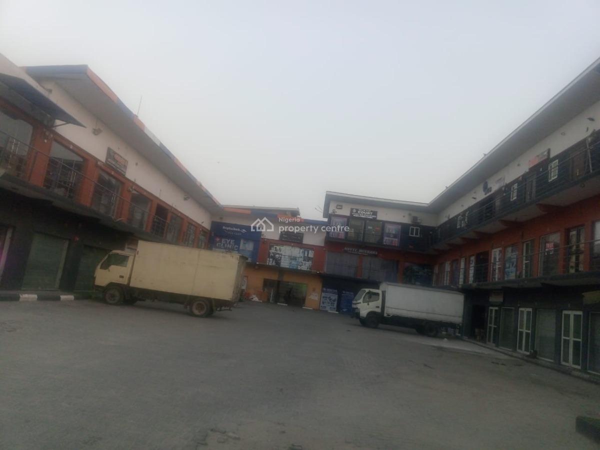 Shop, The Hub Plaza 62/64, Addo Road Ajah, Lagos, Ajah, Lagos, Plaza / Complex / Mall for Rent