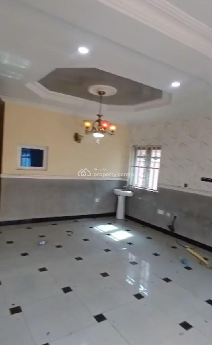 Very Clean 4 Bedrooms Semi-detached Duplex Is, Nice Estate in Dakwo_galadimawa District*..along Sunnyvale Road Dakwo., Dakwo, Abuja, Semi-detached Duplex for Rent