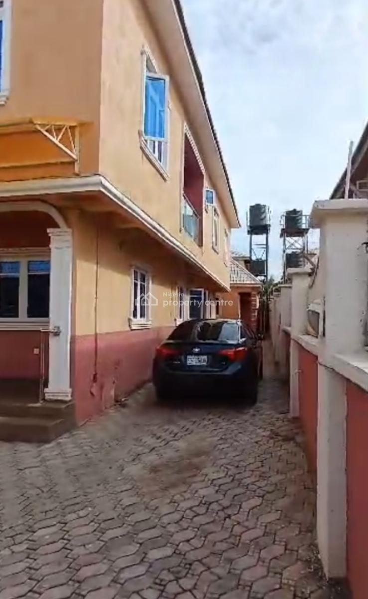 Very Clean 4 Bedrooms Semi-detached Duplex Is, Nice Estate in Dakwo_galadimawa District*..along Sunnyvale Road Dakwo., Dakwo, Abuja, Semi-detached Duplex for Rent