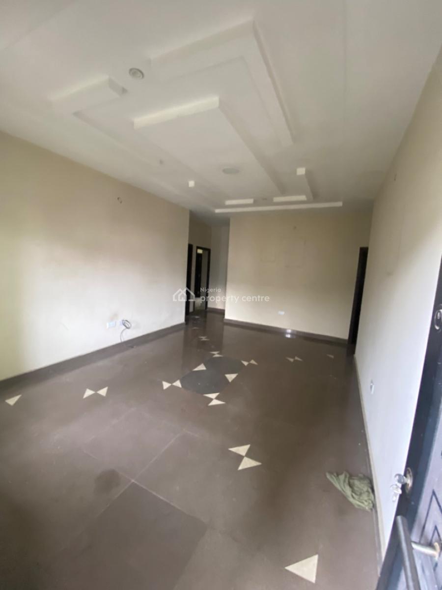 Neatly Used 2bedroom Flat, Ocean Palm Estate, Behind Blenco, Sangotedo, Ajah, Lagos, Flat / Apartment for Rent