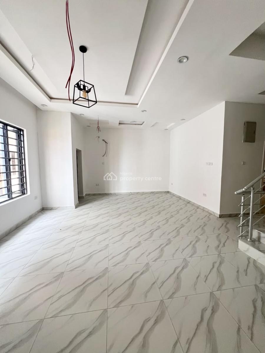 Contemporary 4 Bedroom Terrace Duplex with Bq, Ologolo, Lekki, Lagos, Terraced Duplex for Sale