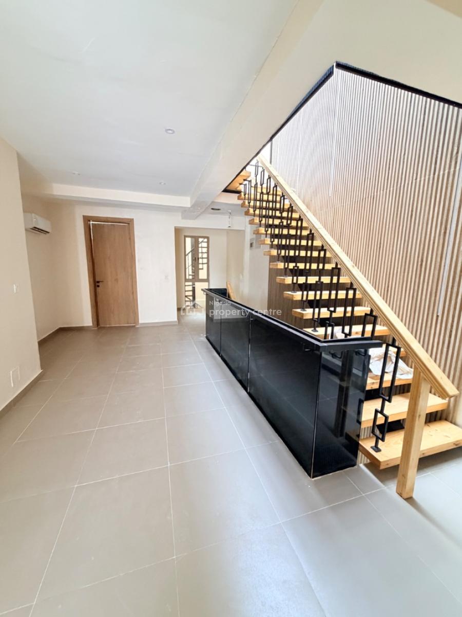 5 Bedroom Semi Detached Duplex with 2rooms Basement Bq., Off Bourdillon Way, Ikoyi, Lagos, Semi-detached Duplex for Sale