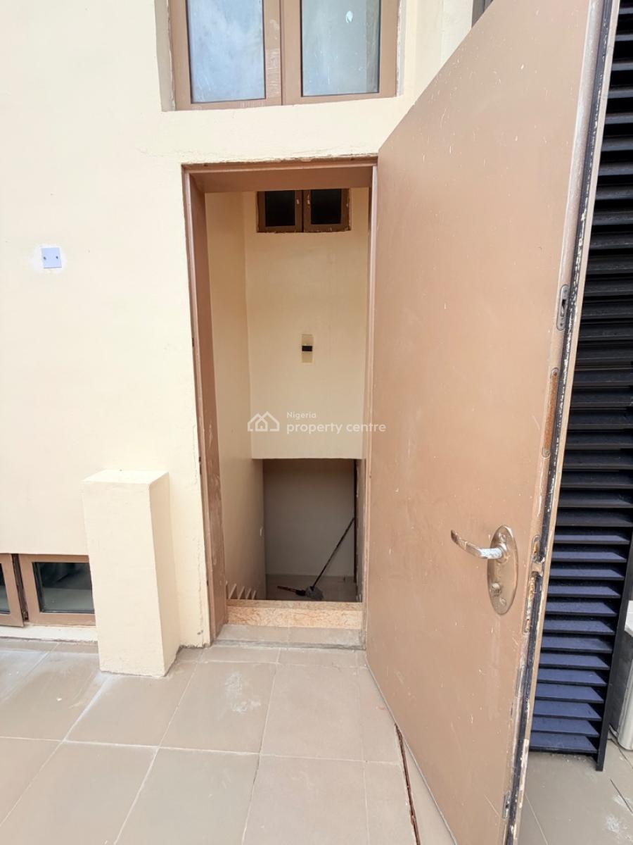 5 Bedroom Semi Detached Duplex with 2rooms Basement Bq., Off Bourdillon Way, Ikoyi, Lagos, Semi-detached Duplex for Sale