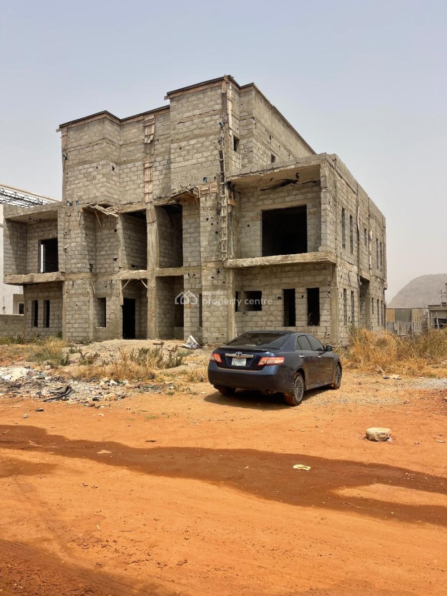 Distress, 4 Bedrooms Semi Detached Duplex with Bq, Carcass Level, Ochacho Site 2, Life Camp, Abuja, Semi-detached Duplex for Sale