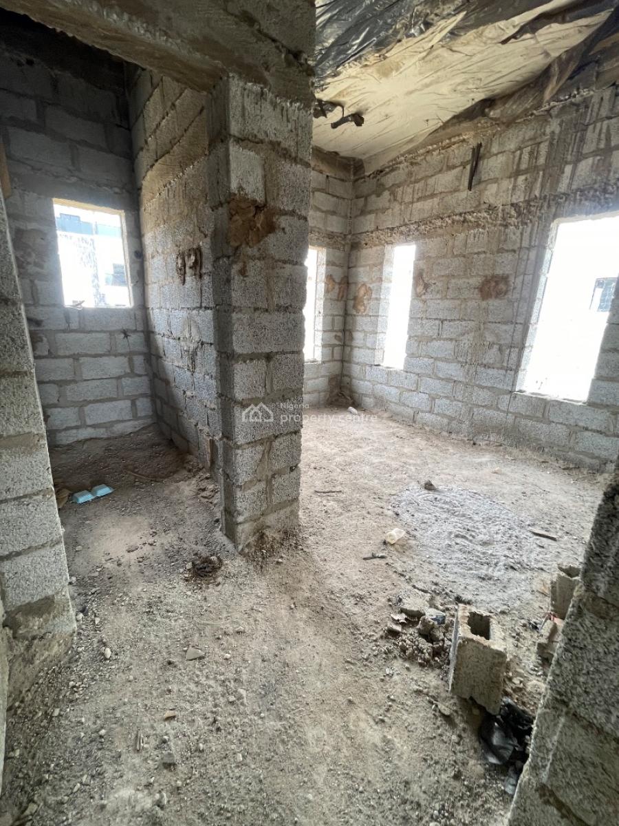 Distress, 4 Bedrooms Semi Detached Duplex with Bq, Carcass Level, Ochacho Site 2, Life Camp, Abuja, Semi-detached Duplex for Sale
