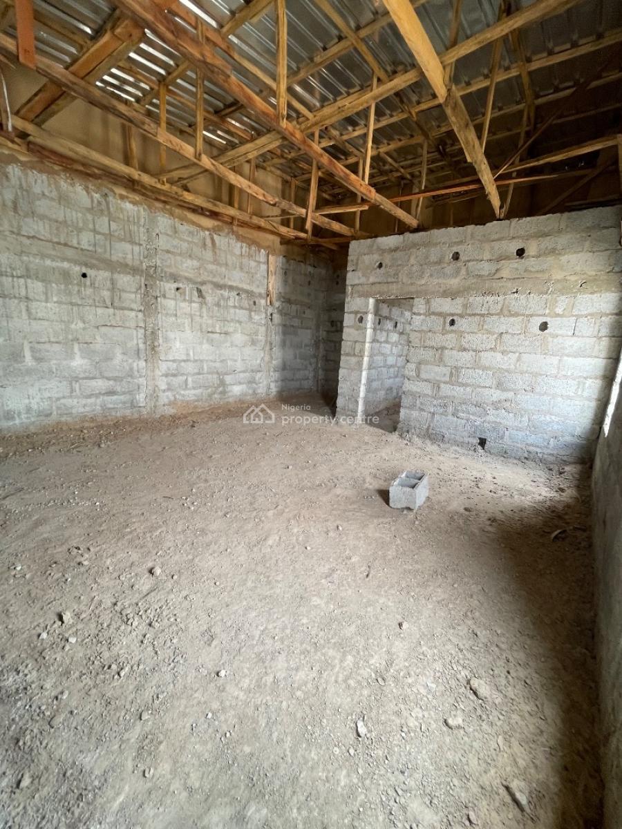 Distress, 4 Bedrooms Semi Detached Duplex with Bq, Carcass Level, Ochacho Site 2, Life Camp, Abuja, Semi-detached Duplex for Sale