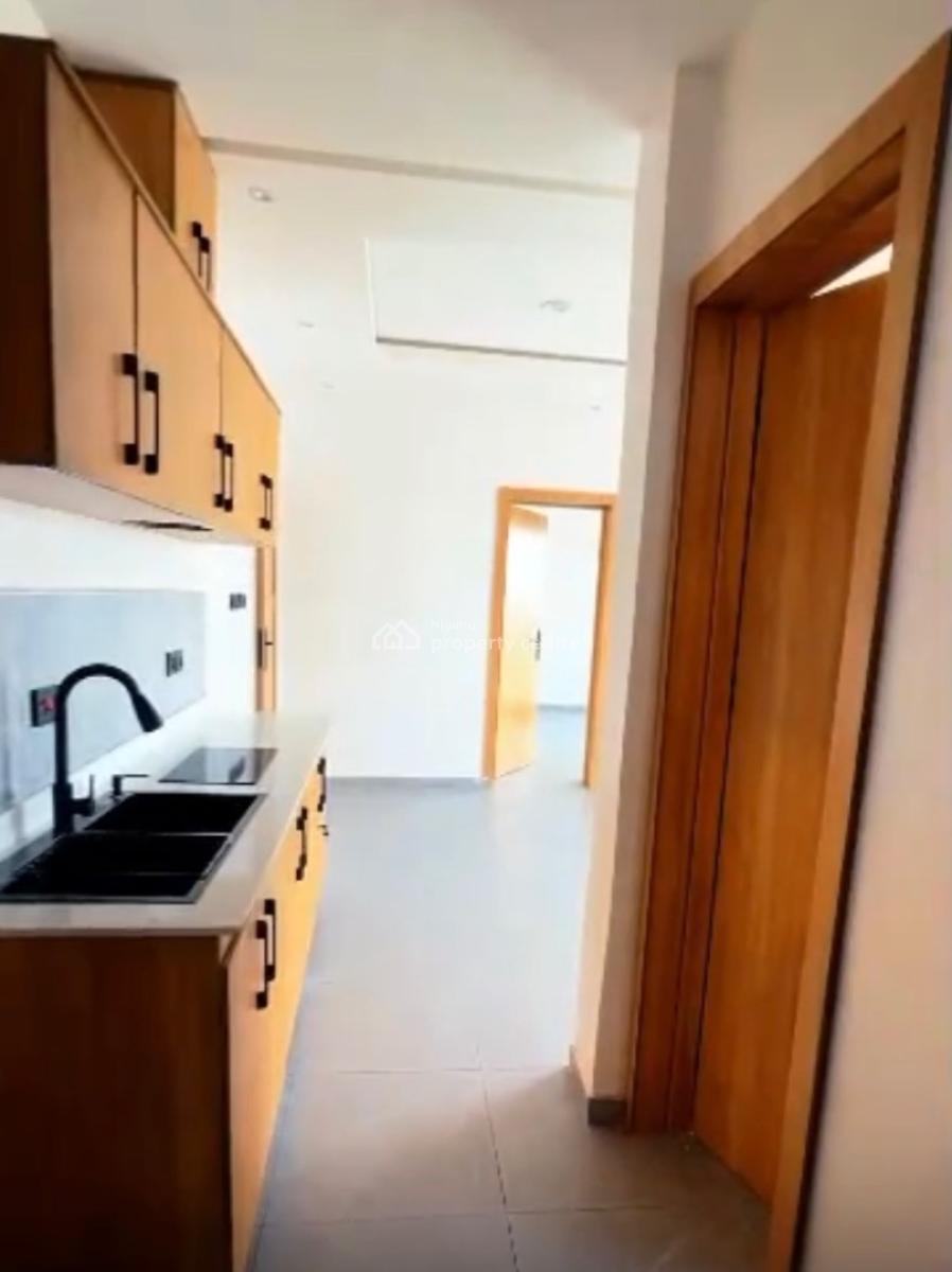 Luxury 2 Bedroom Apartment, Laguna Beach Resort, Lekki Phase 2, Lekki, Lagos, Flat / Apartment for Sale