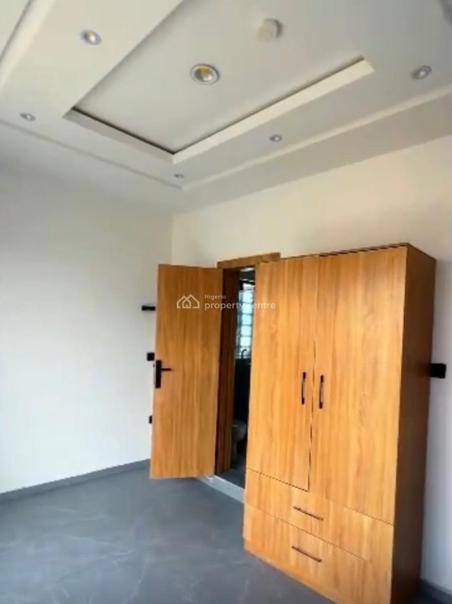 Luxury 2 Bedroom Apartment, Laguna Beach Resort, Lekki Phase 2, Lekki, Lagos, Flat / Apartment for Sale