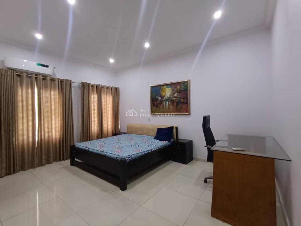 2 Bedroom Flats, Off Admiralty Way, Lekki Phase 1, Lekki, Lagos, Flat / Apartment for Rent
