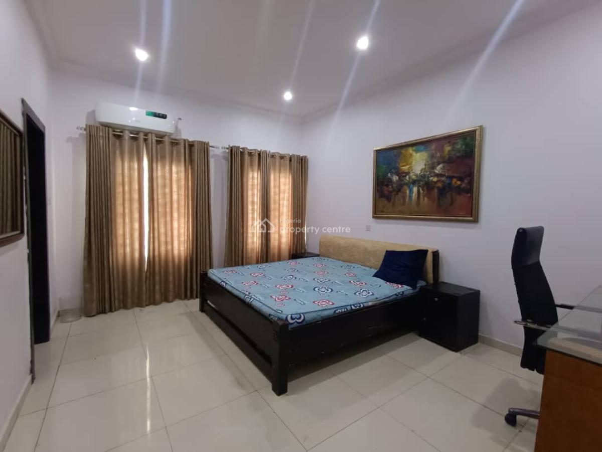 2 Bedroom Flats, Off Admiralty Way, Lekki Phase 1, Lekki, Lagos, Flat / Apartment for Rent