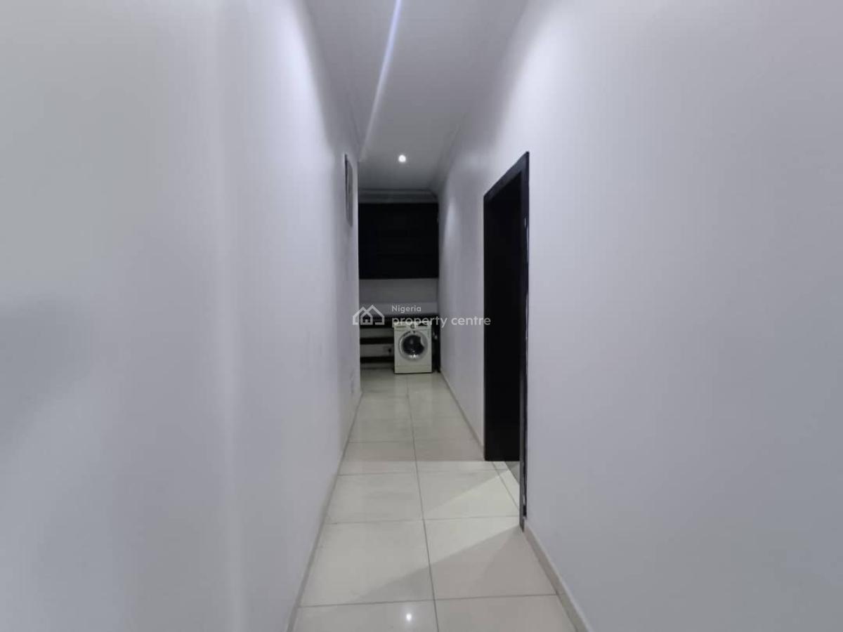 2 Bedroom Flats, Off Admiralty Way, Lekki Phase 1, Lekki, Lagos, Flat / Apartment for Rent