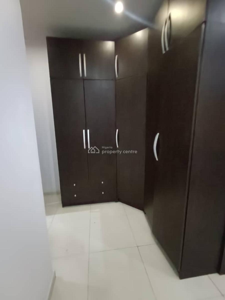 2 Bedroom Flats, Off Admiralty Way, Lekki Phase 1, Lekki, Lagos, Flat / Apartment for Rent