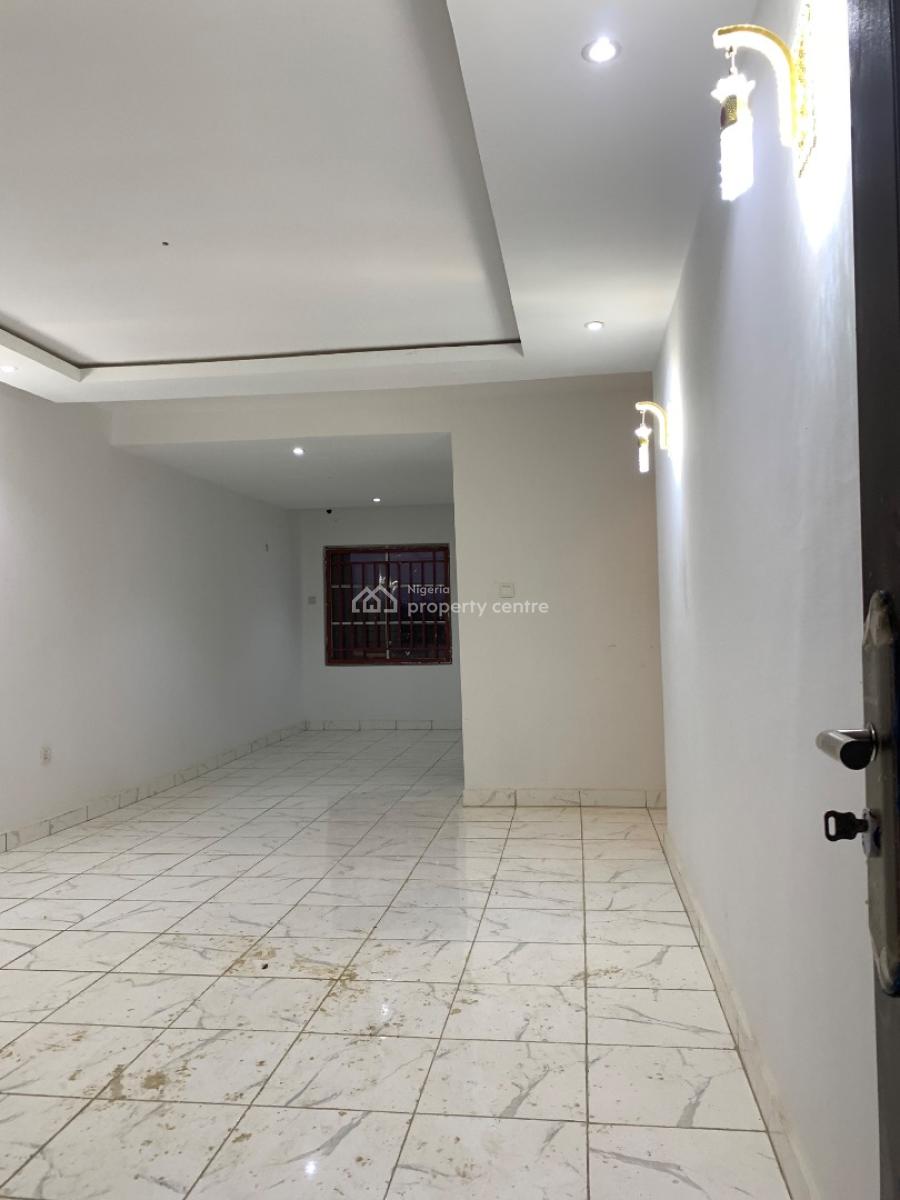 Clean 2 Bedroom Flat, Maitama Extension, Mpape, Abuja, Flat / Apartment for Rent