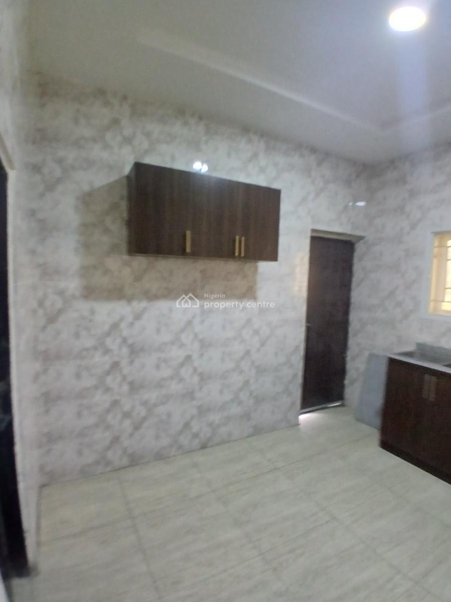 Luxury New 2 Bedrooms Flat All Rooms En Suite, Lugbe District, Abuja, Flat / Apartment for Rent