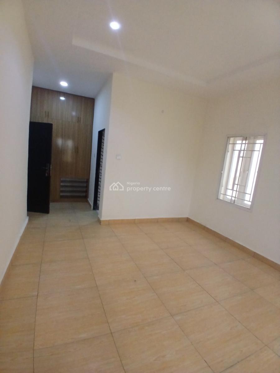 Luxury New 2 Bedrooms Flat All Rooms En Suite, Lugbe District, Abuja, Flat / Apartment for Rent