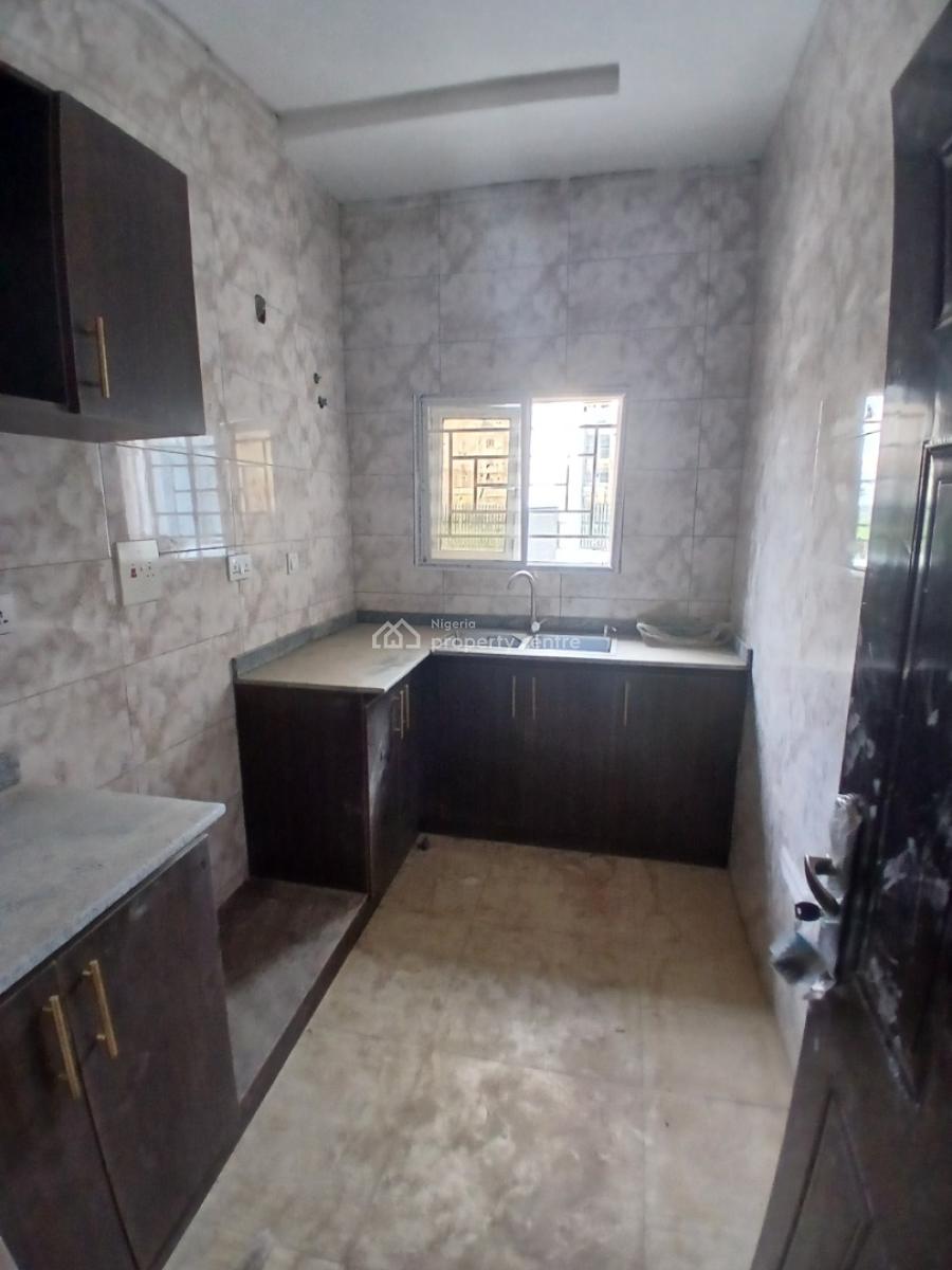 Luxury Newly Built One Bedroom with 2 Toilets, Lugbe District, Abuja, Flat / Apartment for Rent