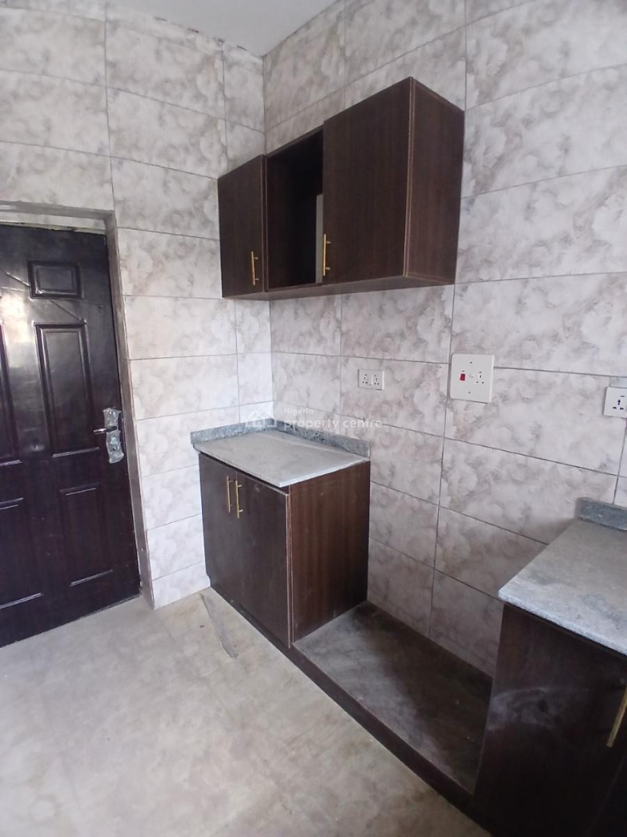 Luxury Newly Built One Bedroom with 2 Toilets, Lugbe District, Abuja, Flat / Apartment for Rent