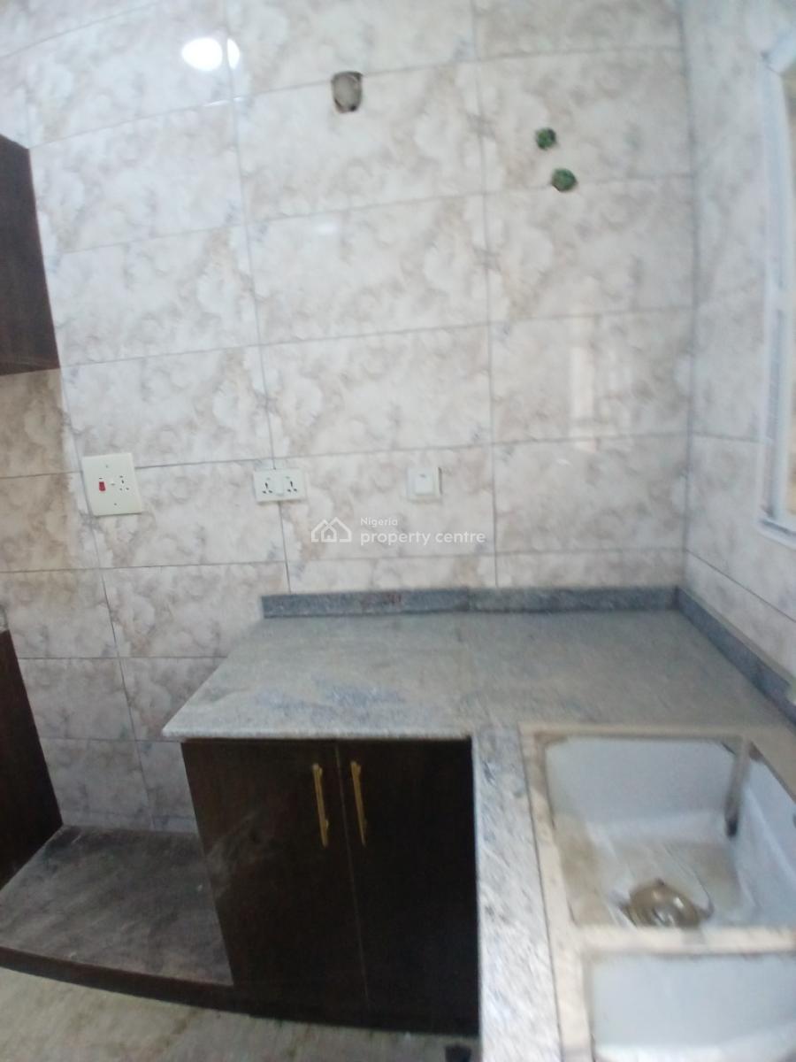 Luxury Newly Built One Bedroom with 2 Toilets, Lugbe District, Abuja, Flat / Apartment for Rent