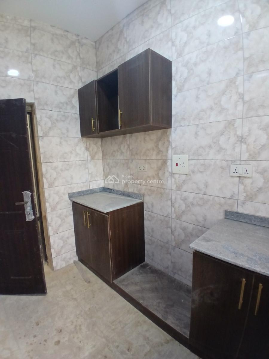 Luxury Newly Built One Bedroom with 2 Toilets, Lugbe District, Abuja, Flat / Apartment for Rent