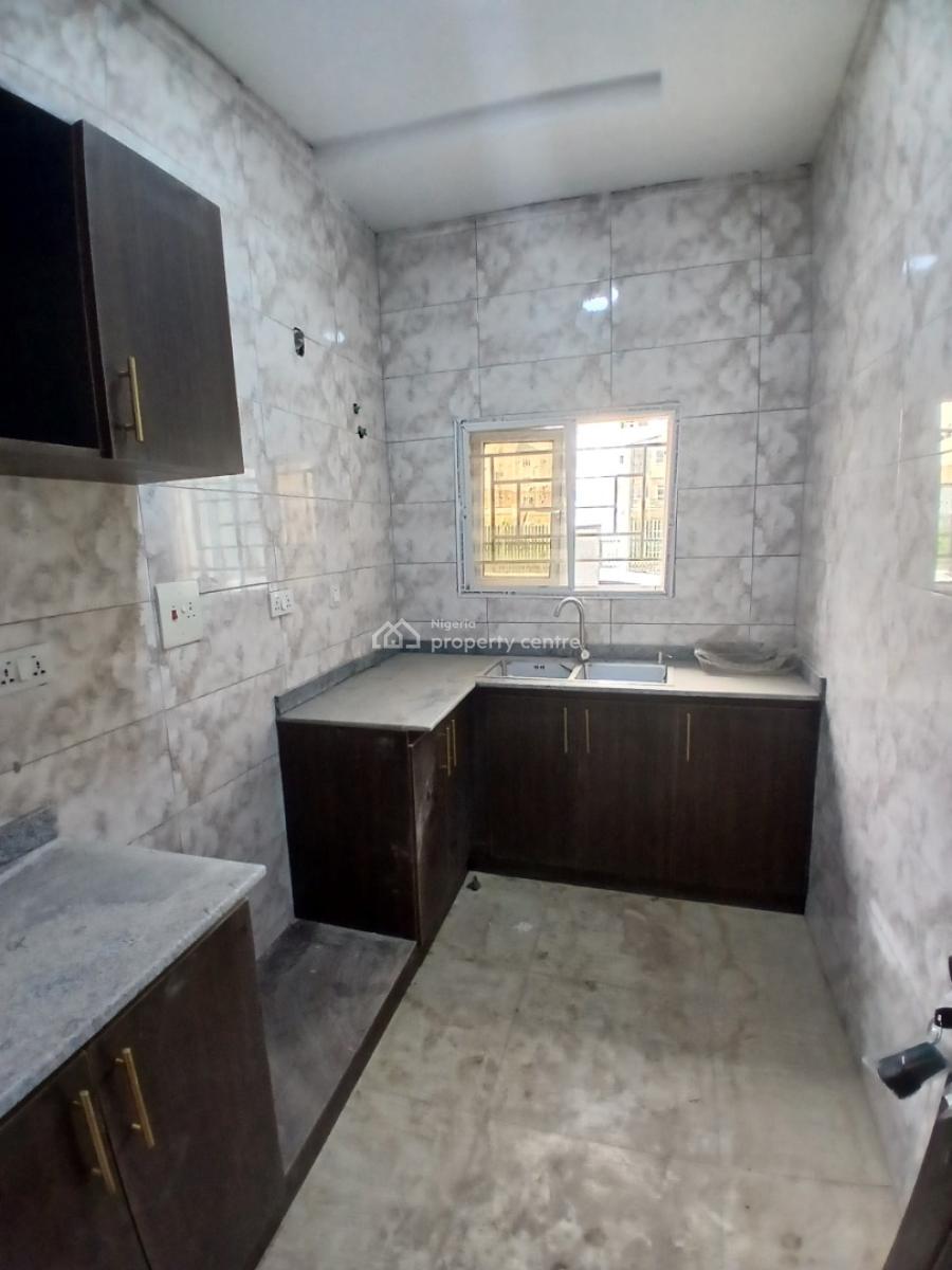 Luxury Newly Built One Bedroom with 2 Toilets, Lugbe District, Abuja, Flat / Apartment for Rent