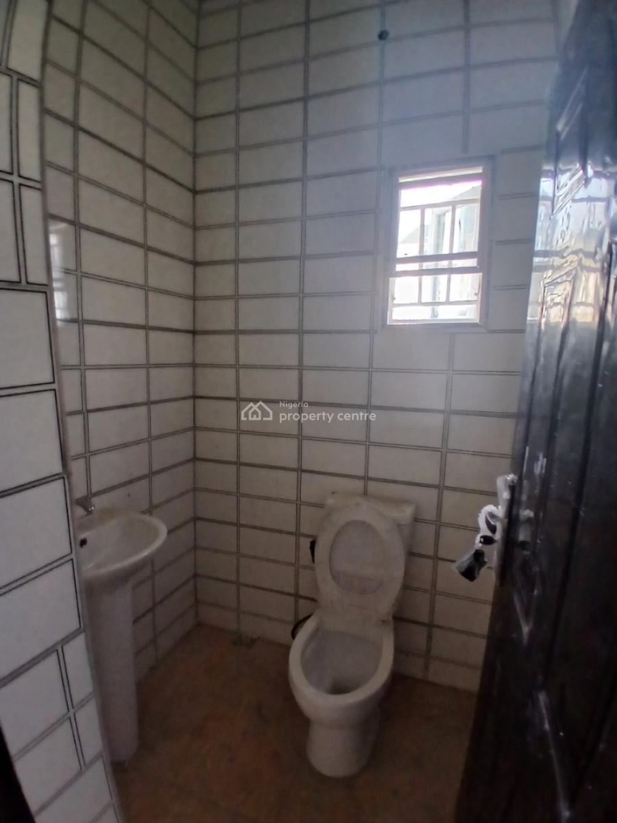 Luxury Newly Built One Bedroom with 2 Toilets, Lugbe District, Abuja, Flat / Apartment for Rent