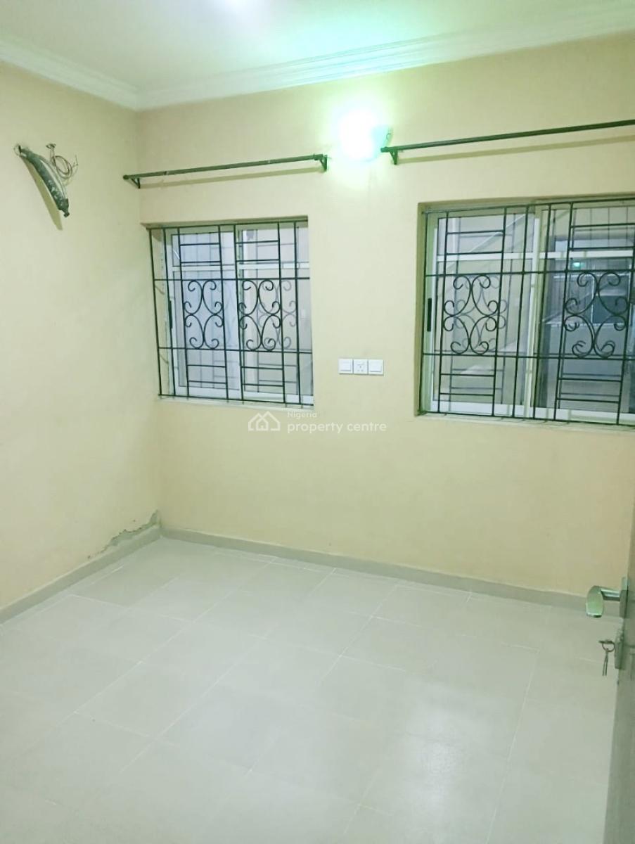 Luxury 2 Bedroom Flat, Olowora, Omole Phase 2, Ikeja, Lagos, Flat / Apartment for Rent